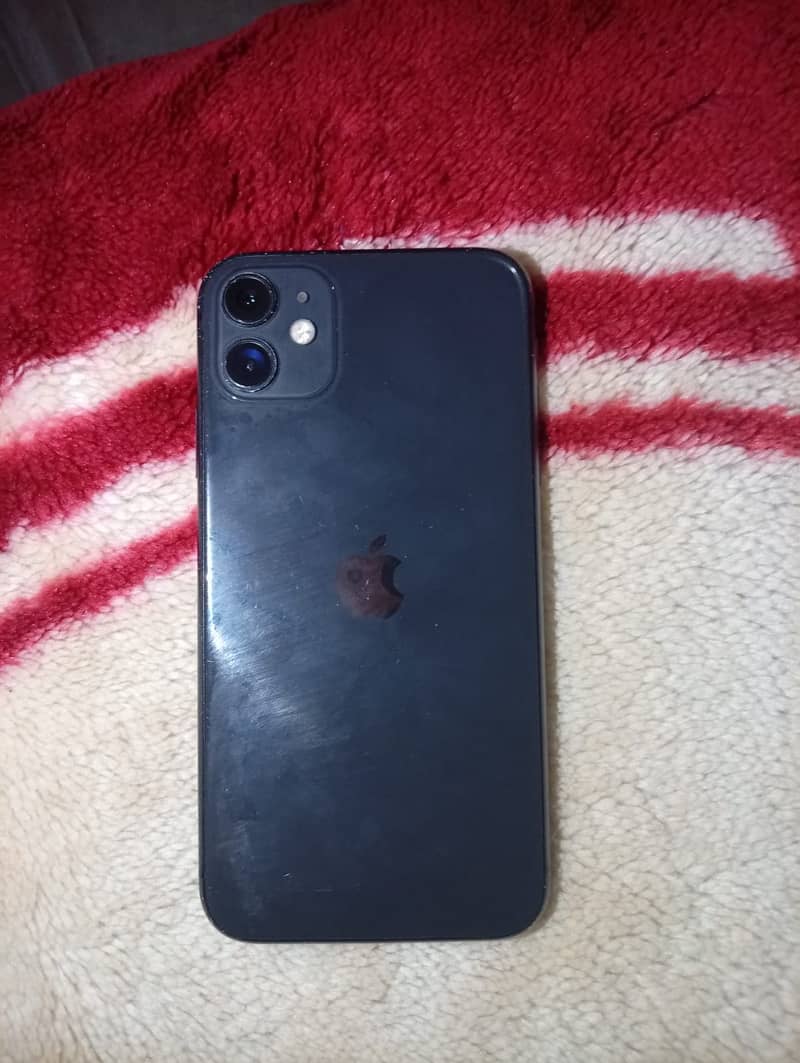 Apple iPhone 11 3