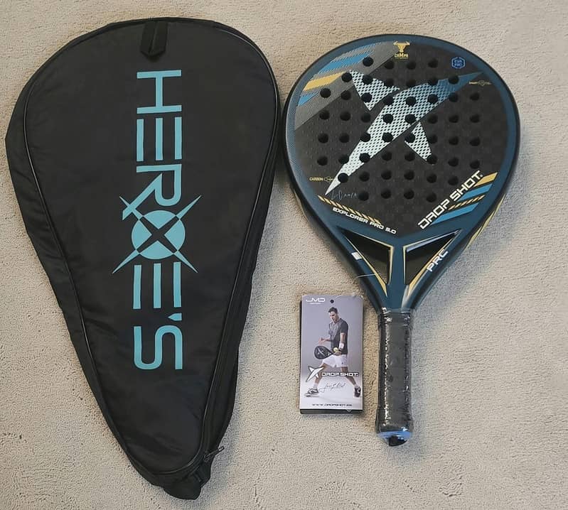 padel racket 0