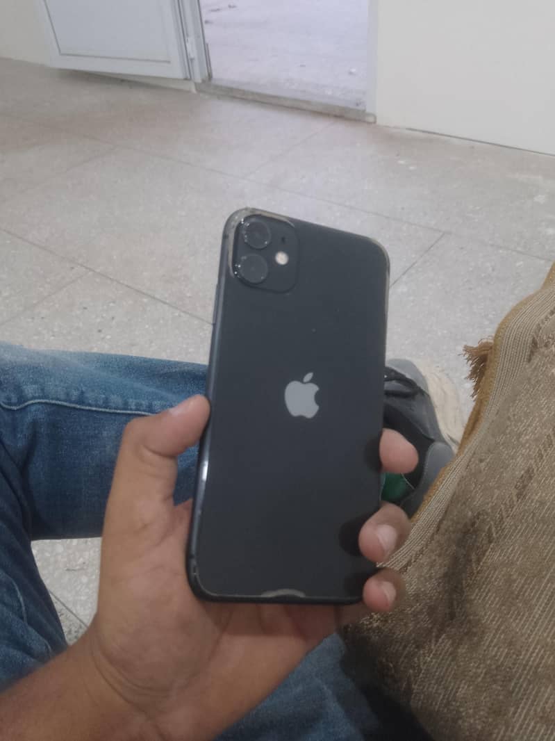 Apple iPhone 11 8