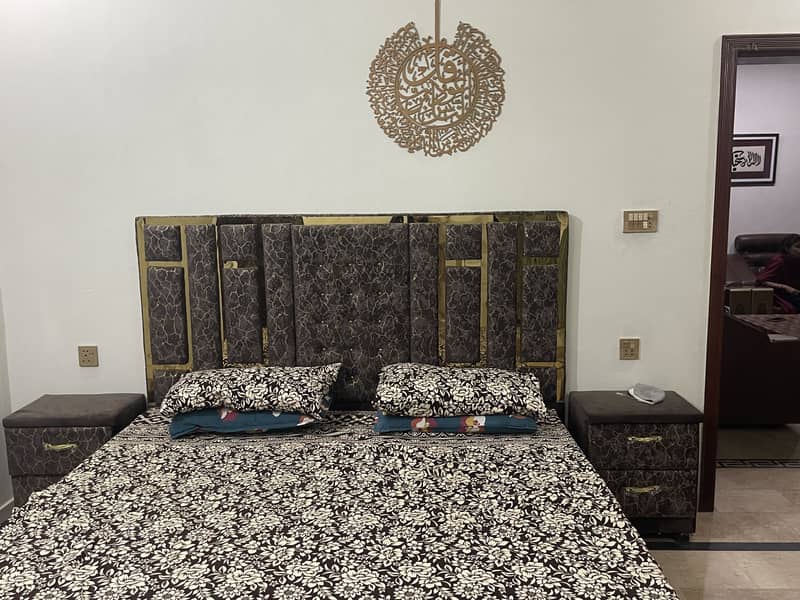 King size bed with side table 3