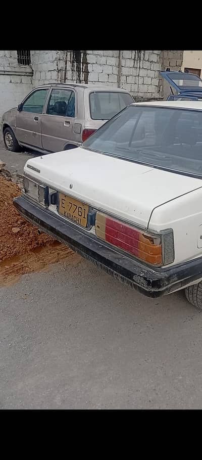 Nissan Sunny 1986