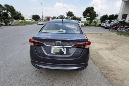 Toyota Yaris 2020-26 back trunk spoiler