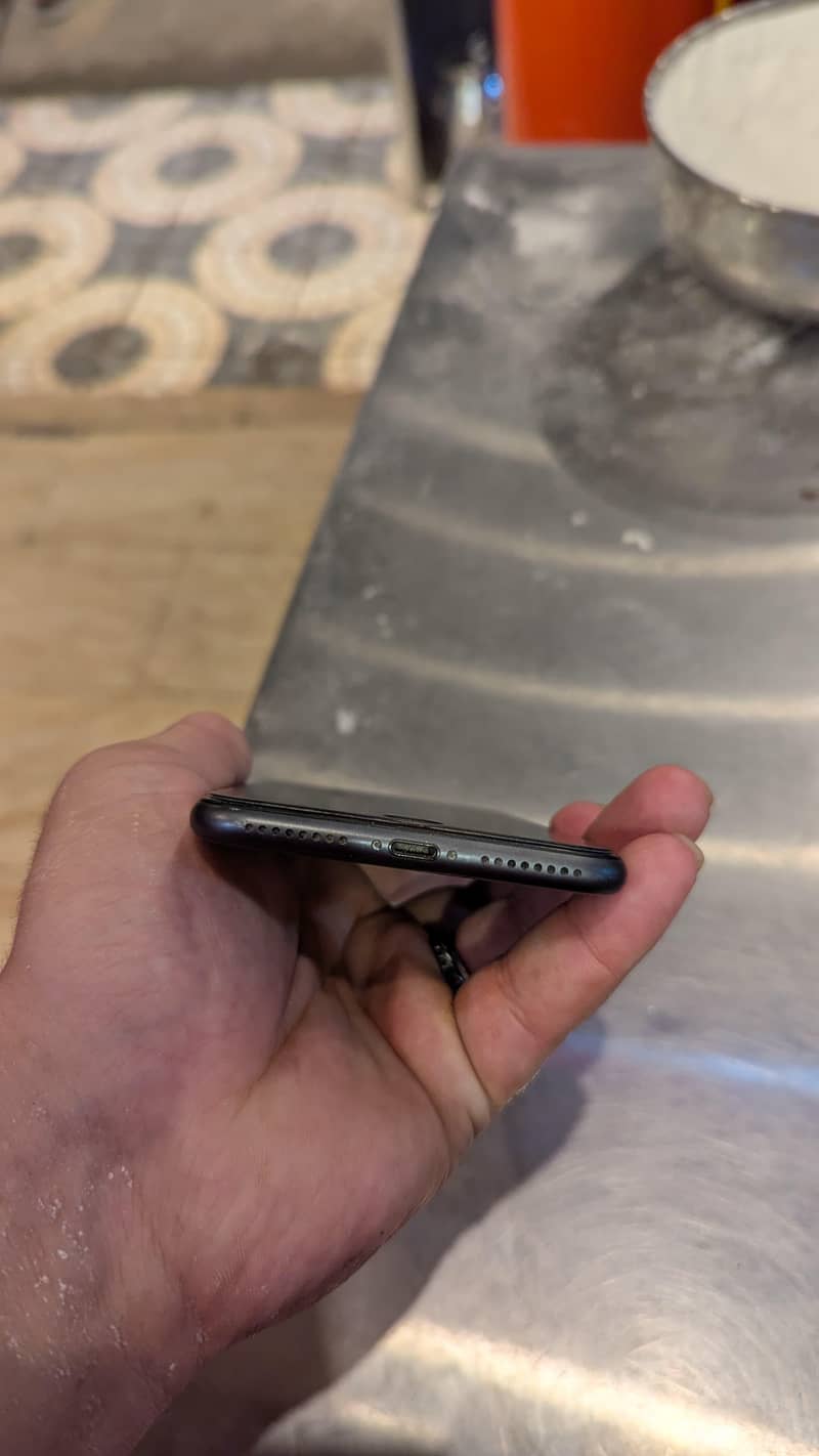 Apple iPhone 8 Plus 8