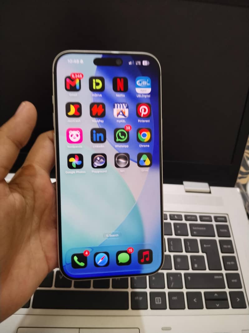 Apple iPhone 17 Pro Max 1