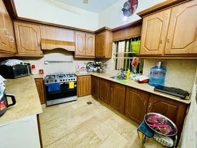 5.75 Marla 4 Bed 4 Bath Double Storey with Gas Walking Distance From Main Road (0335-5779339)