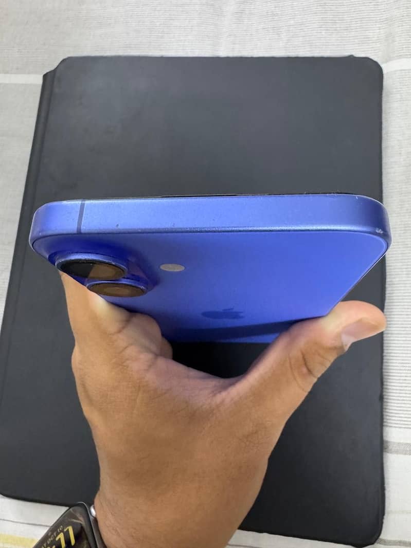 Apple iPhone 16 Plus 3