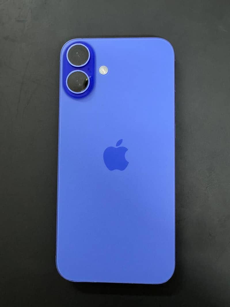 Apple iPhone 16 Plus 4