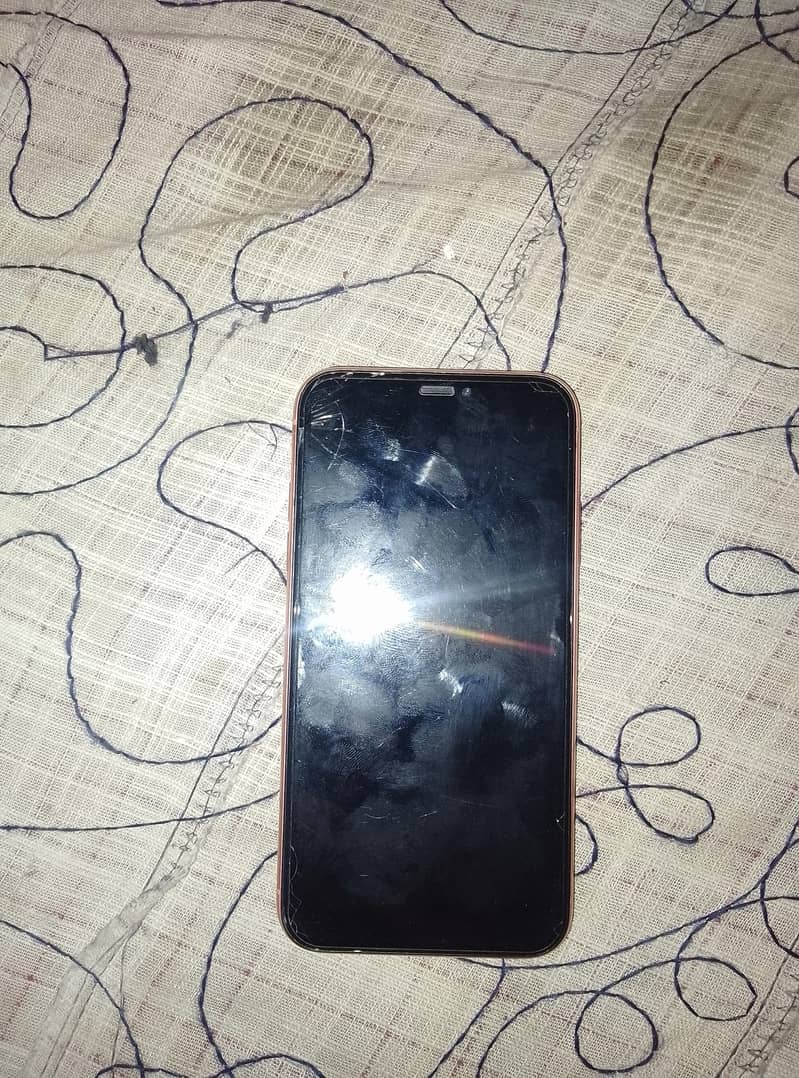 Apple iPhone XR 12