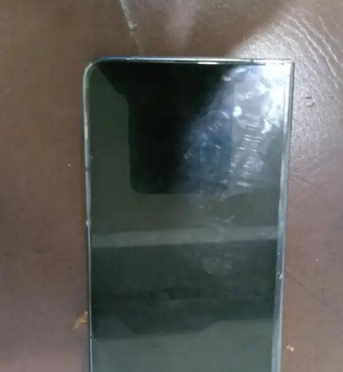 Google Pixel Fold parts 6