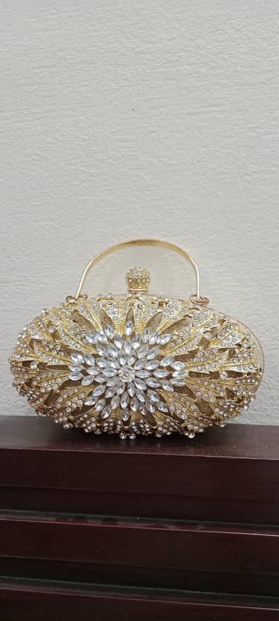 bridle clutch