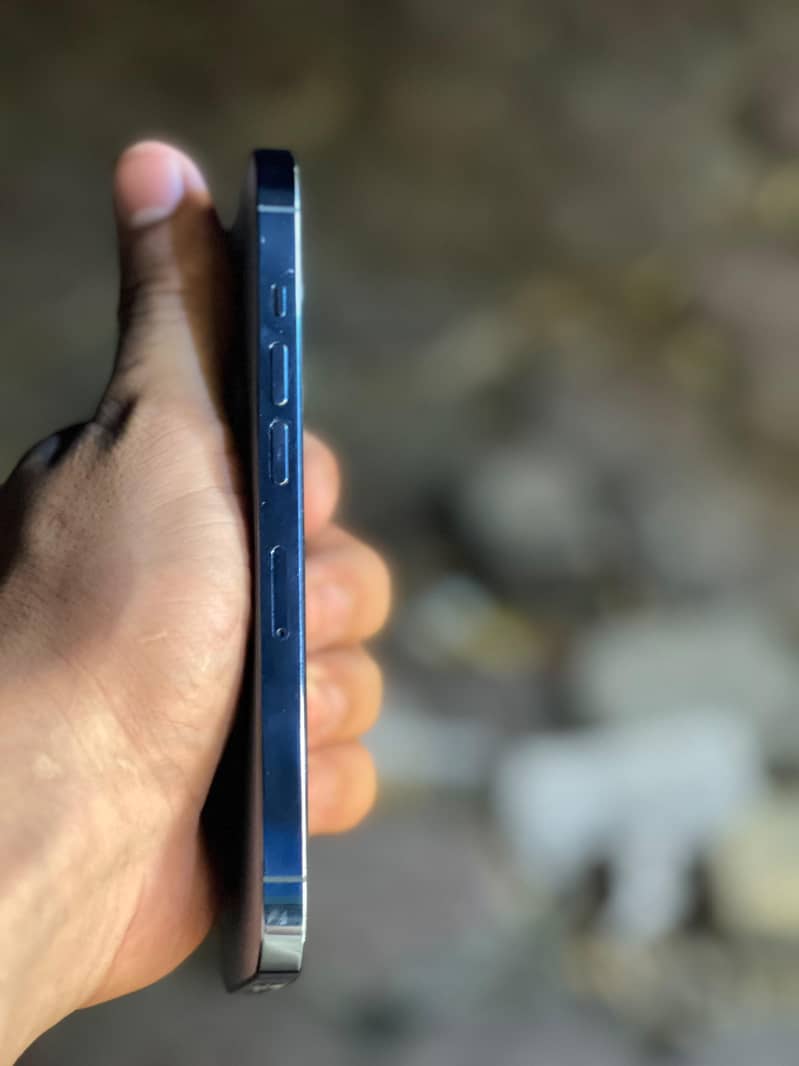 Apple iPhone 13 Pro 1