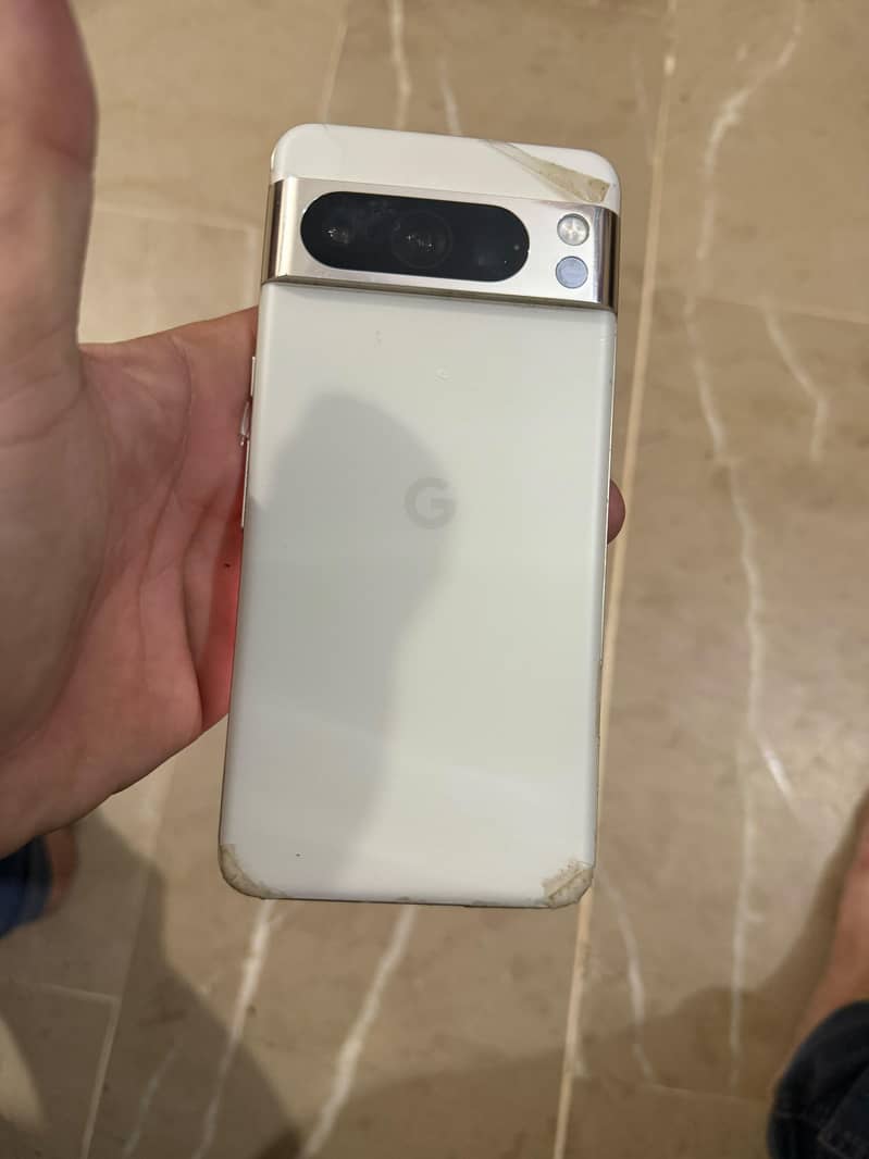 Google Pixel 8 Pro 2