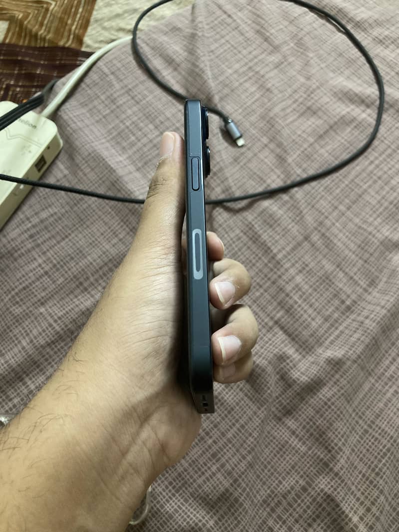 Apple iPhone 14 Jv 3