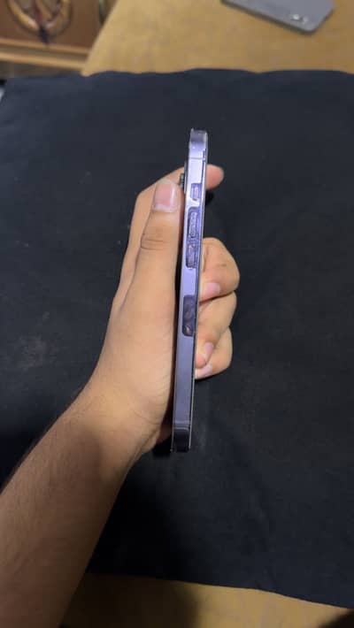 Apple iPhone 14 Pro