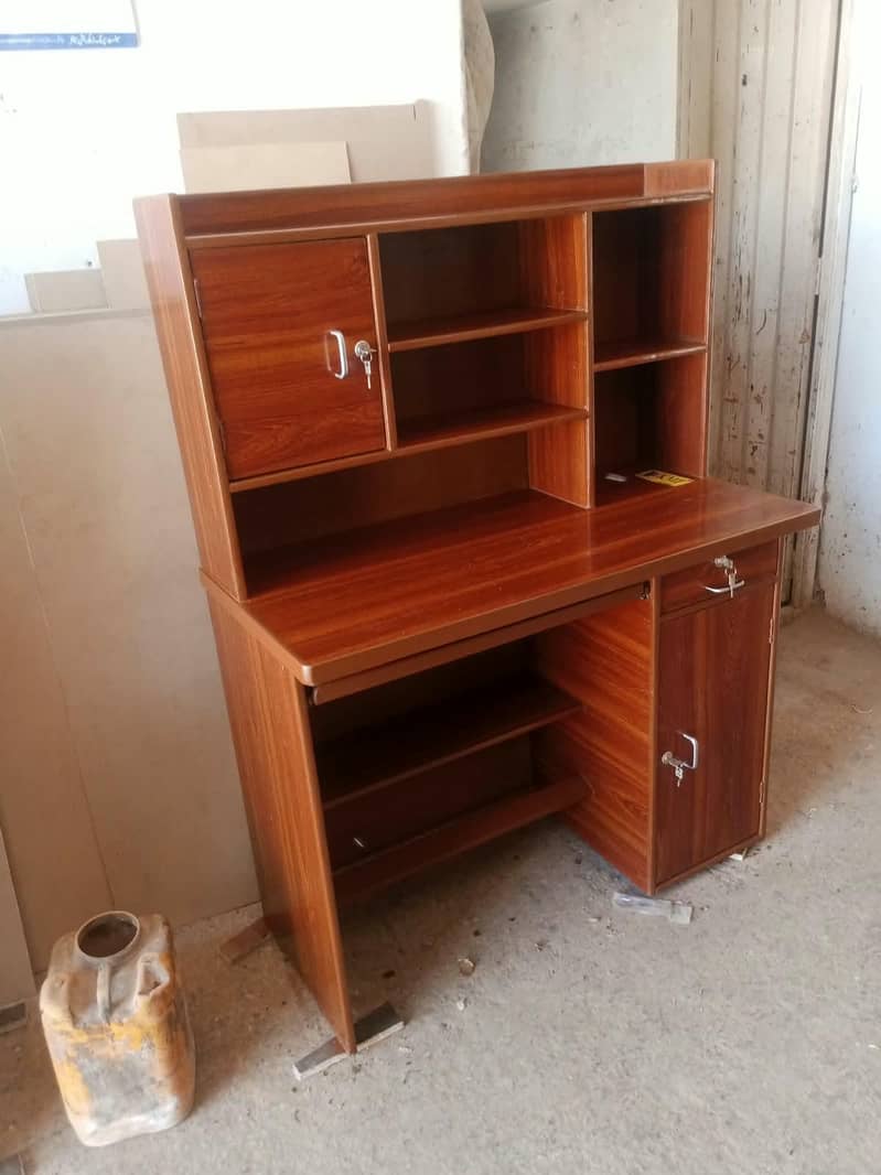 Computer table and study table 0