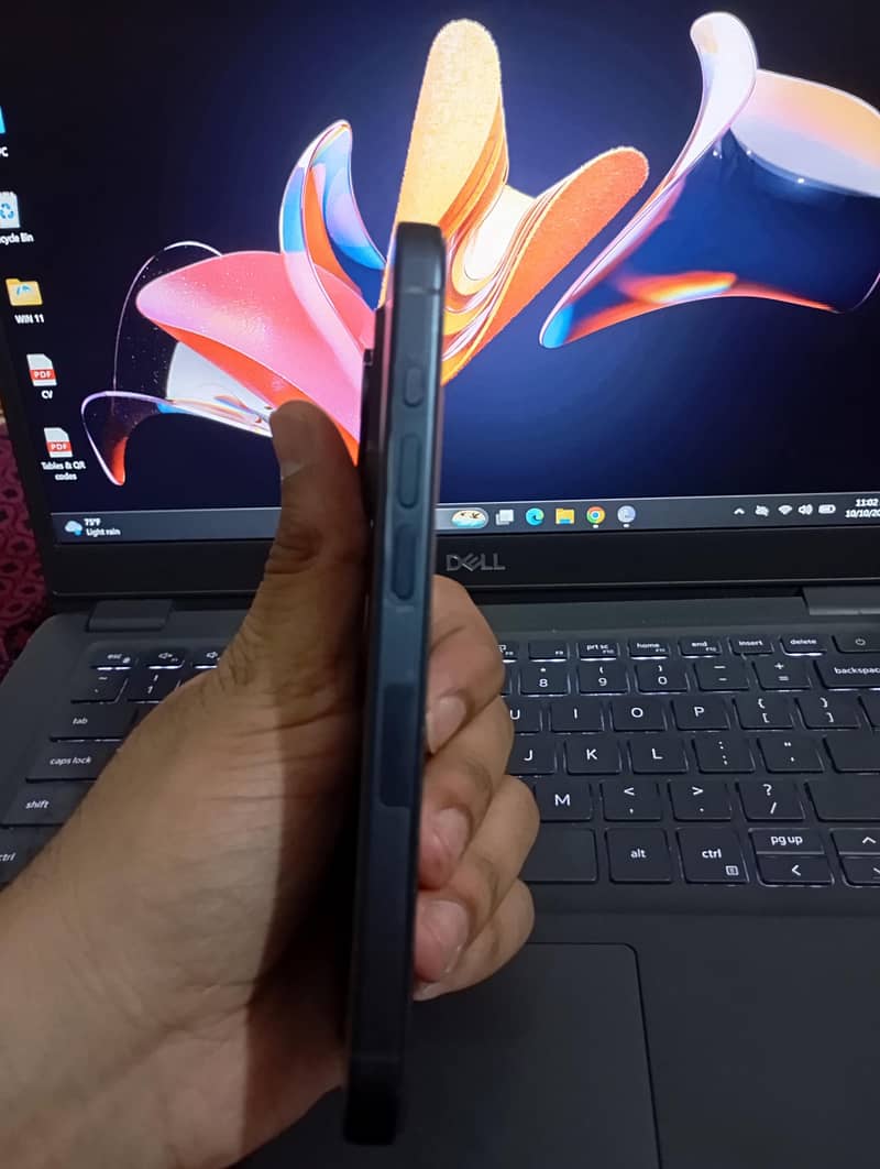 Apple iPhone 15 Pro 1