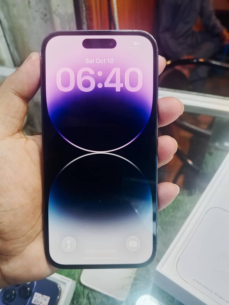 Apple iPhone 14 Pro 1