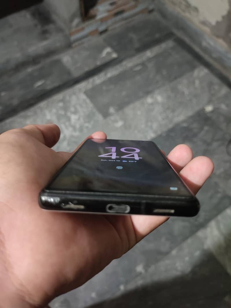 Google Pixel 6a 1