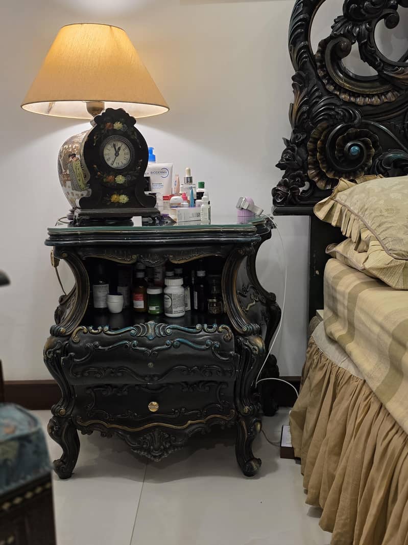 Bed room set 4
