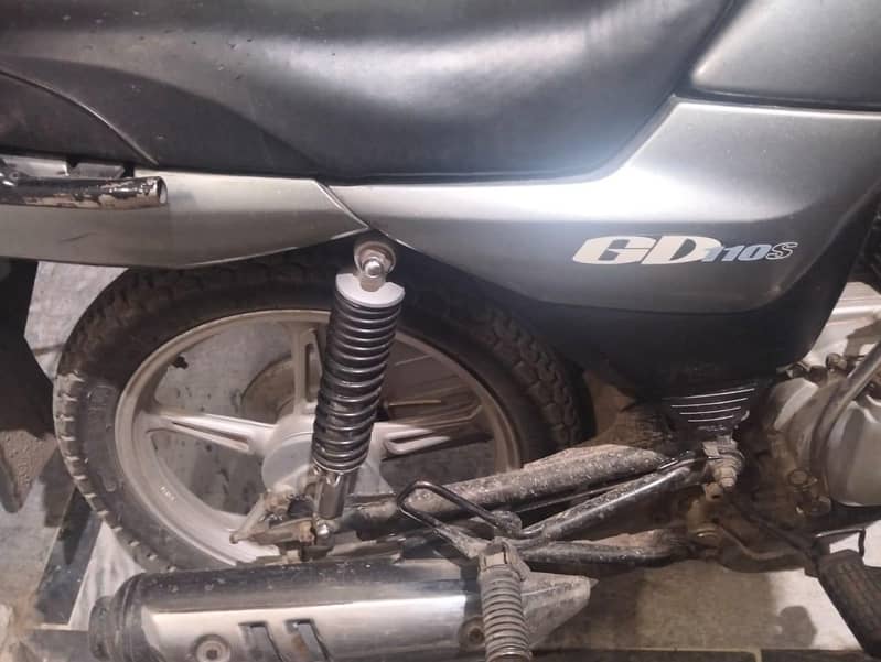 Suzuki gd 1