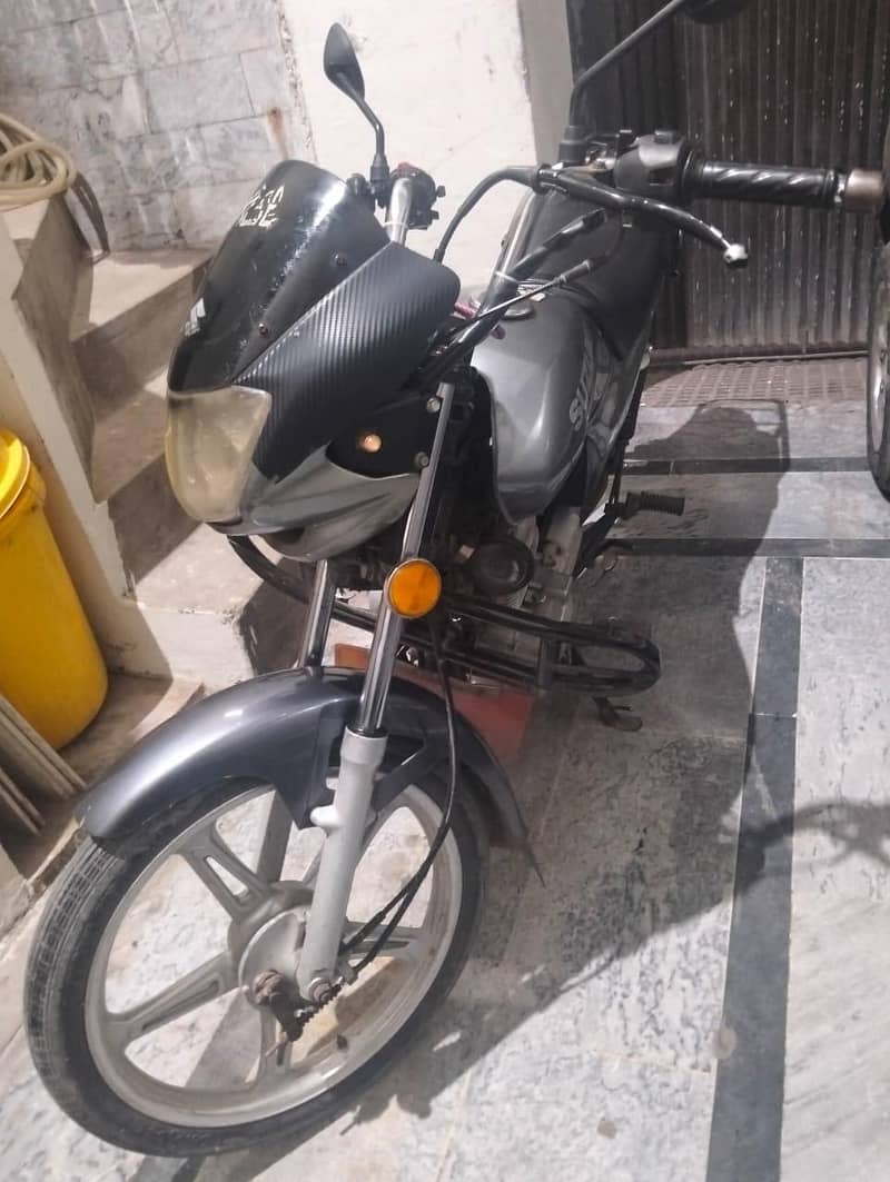 Suzuki gd 4