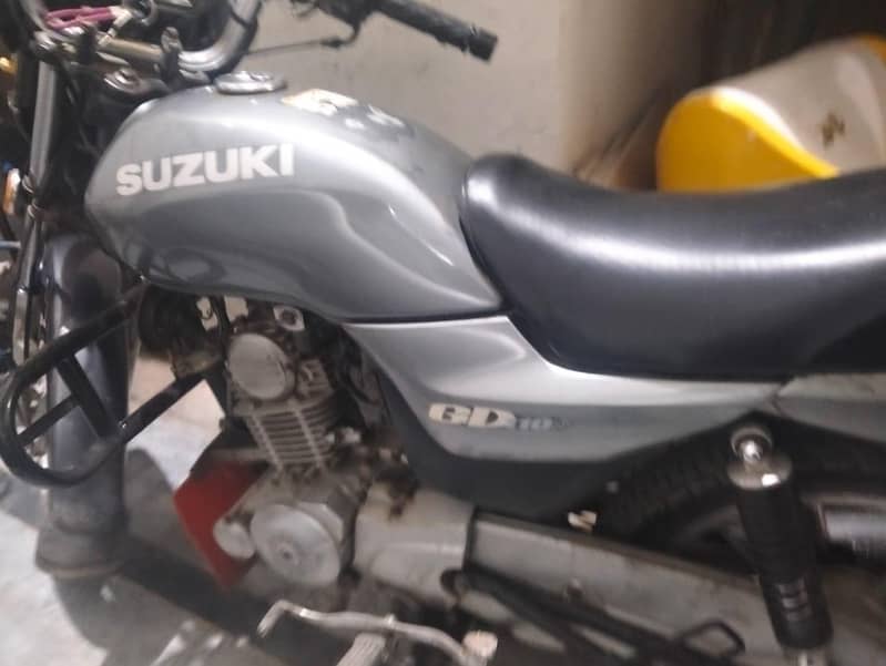 Suzuki gd 10