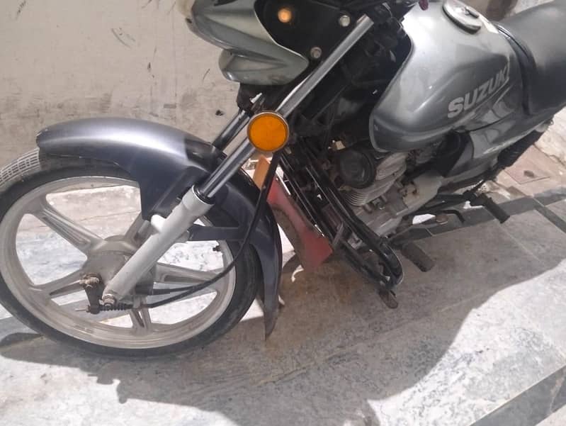 Suzuki gd 14