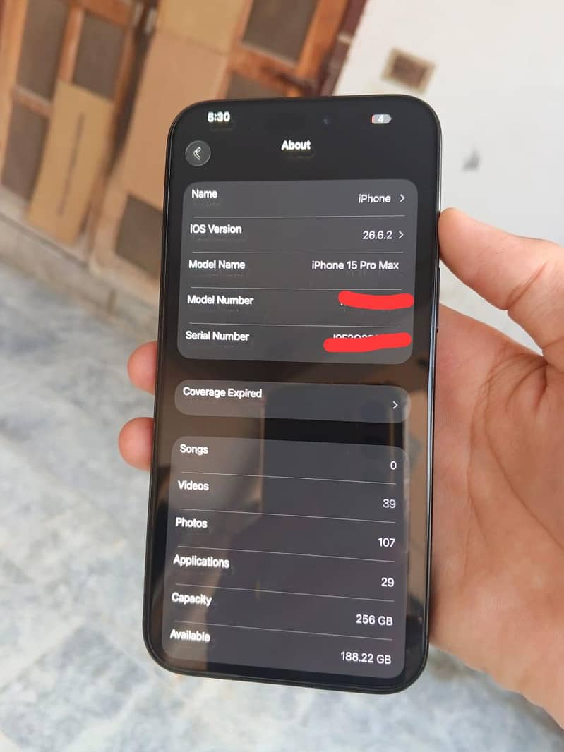 Apple iPhone 15 Pro Max 4