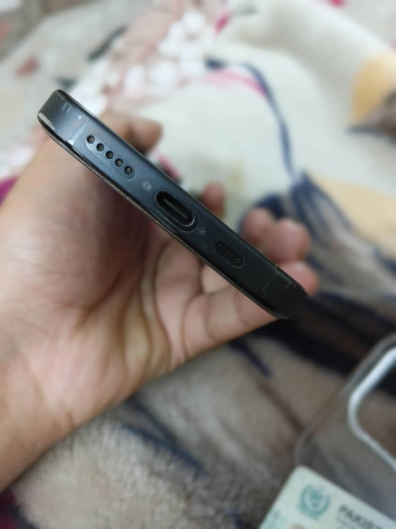 iphone 16pro 2