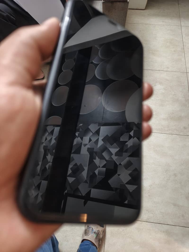 Apple iPhone 11 2