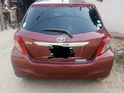 Toyota Vitz 2014