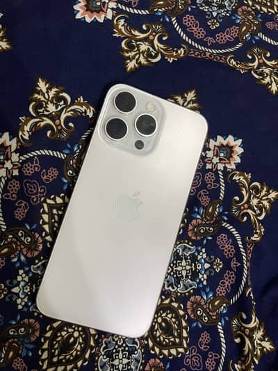 Apple iPhone 15 Pro Max