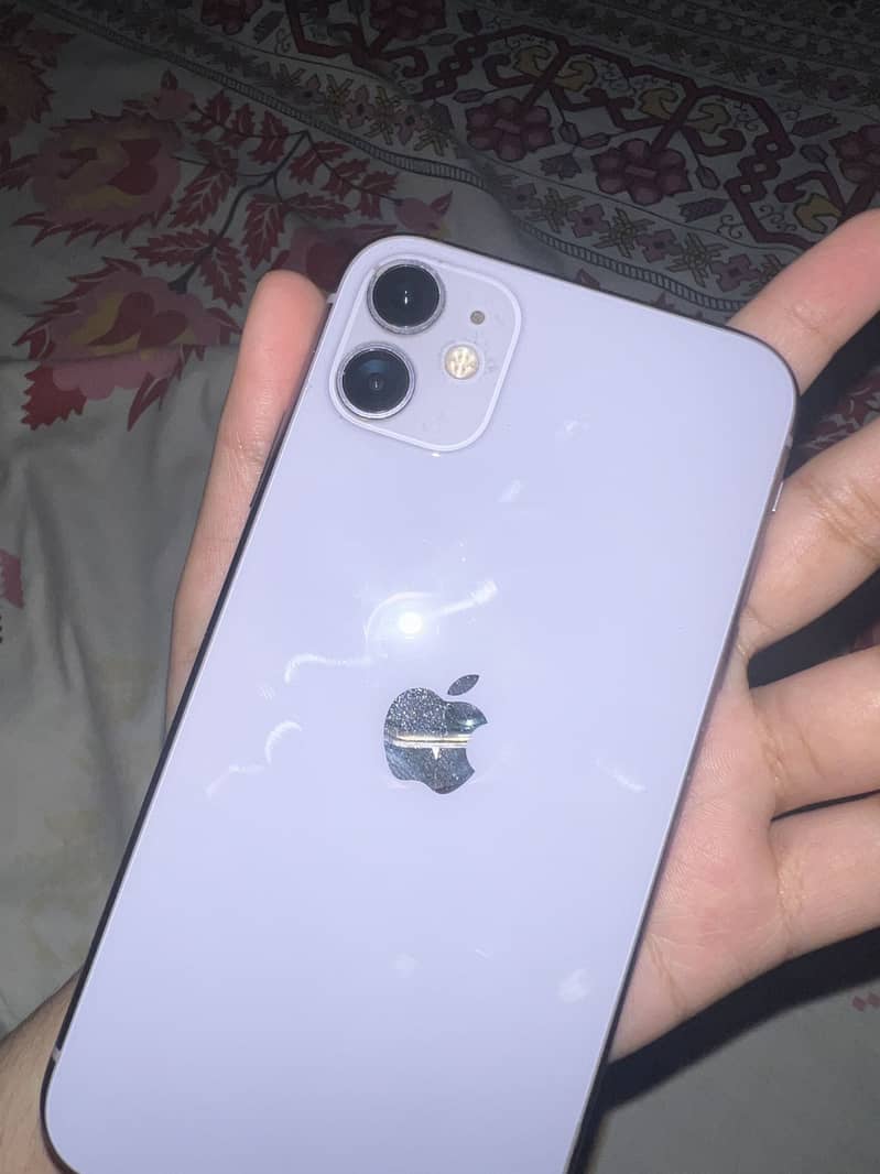 Apple iPhone 11 3