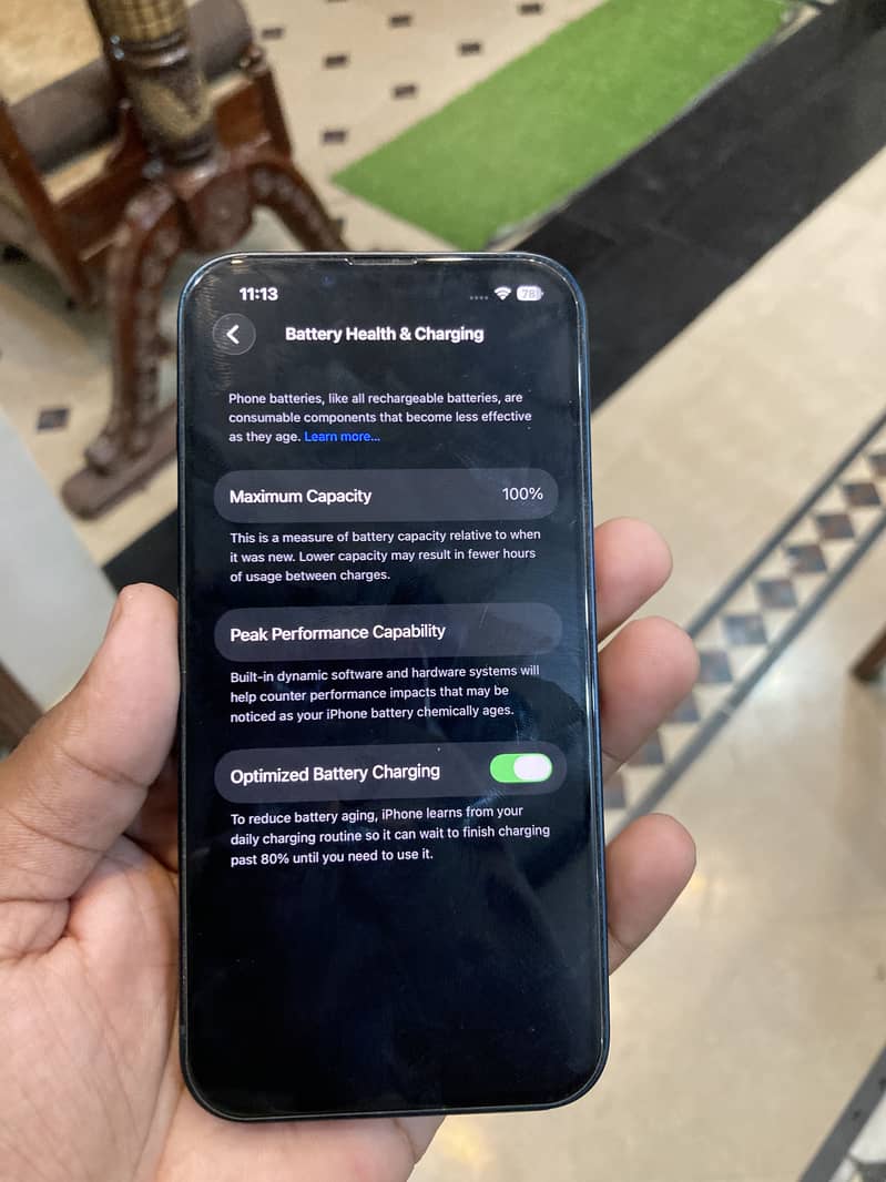 Apple iPhone 13 5