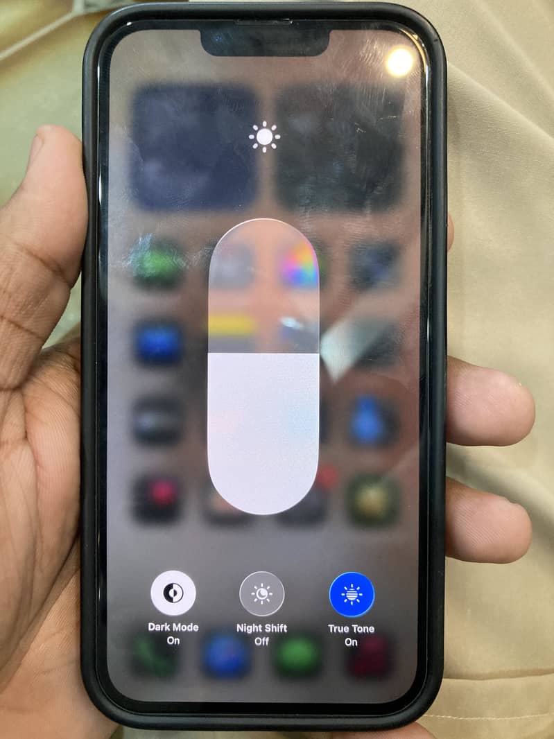 Apple iPhone 13 7