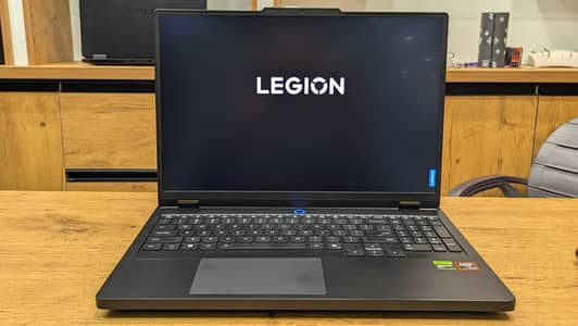 Lenovo Legion 5 pro Ryzen 9 8945HX RTX 5060 8Gb