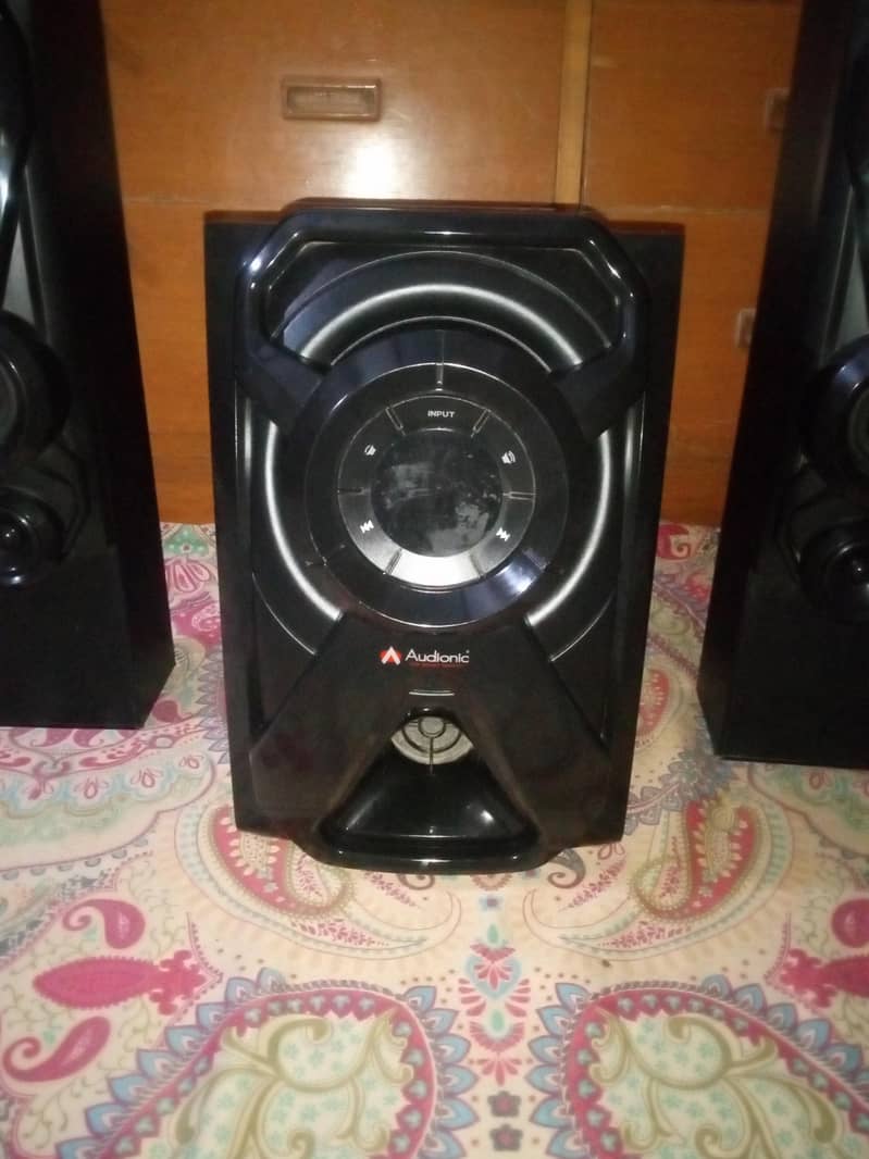 Audionic tha sound master 101 2