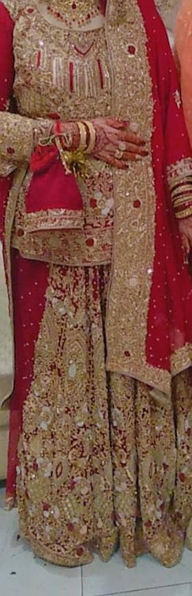 HSY bridal lengha red arrgnt sale