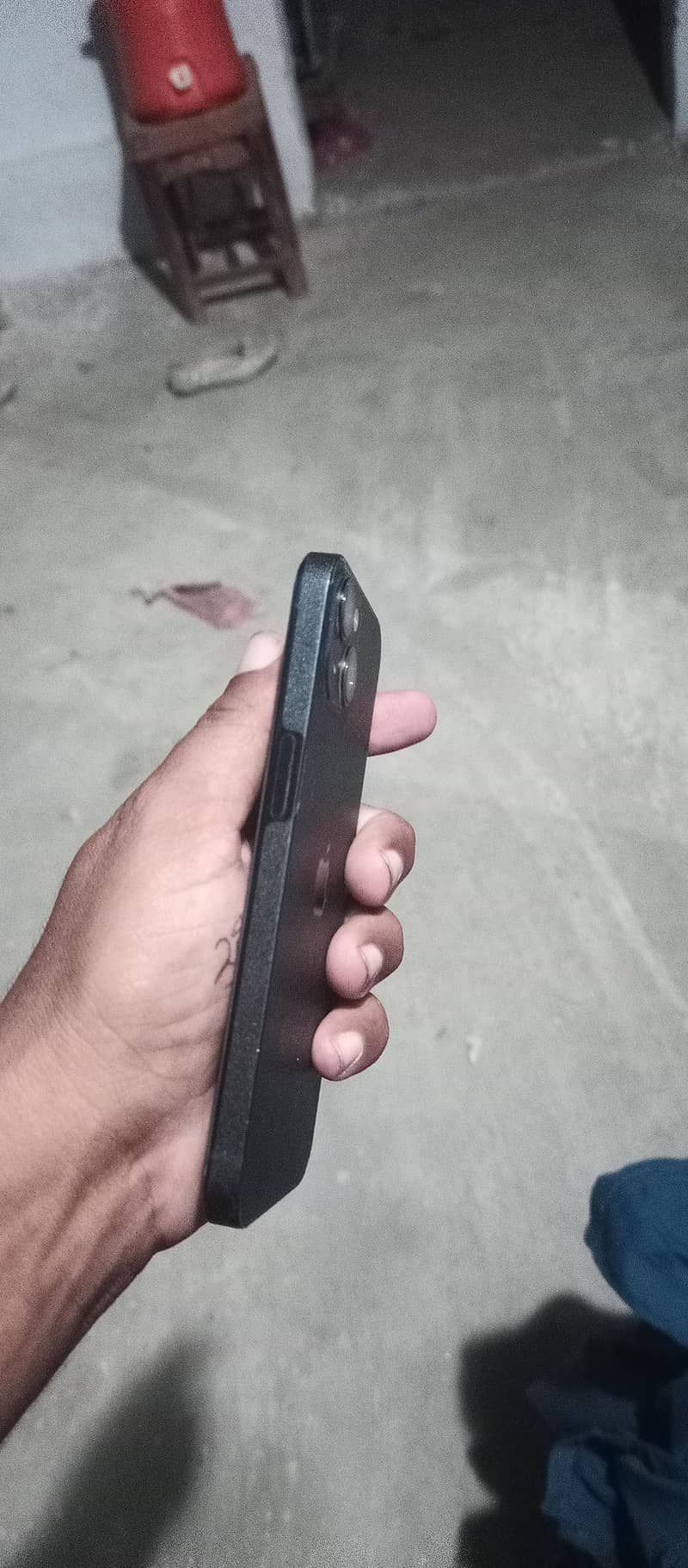 Apple iPhone 13 0