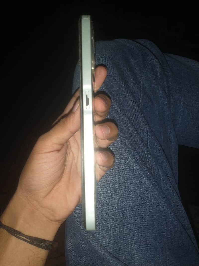 Realme C35 5