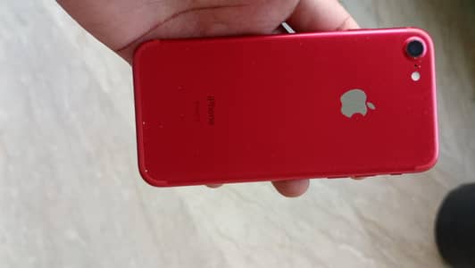 Apple iPhone 7