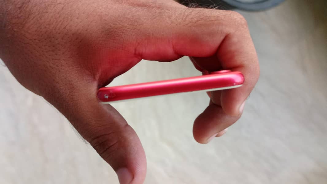 Apple iPhone 7 4