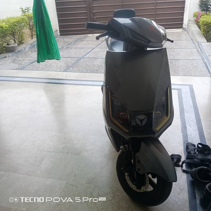 Yadea T5 3