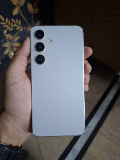Samsung Mobile S24