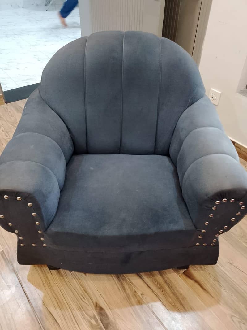 5 seater sofa 3