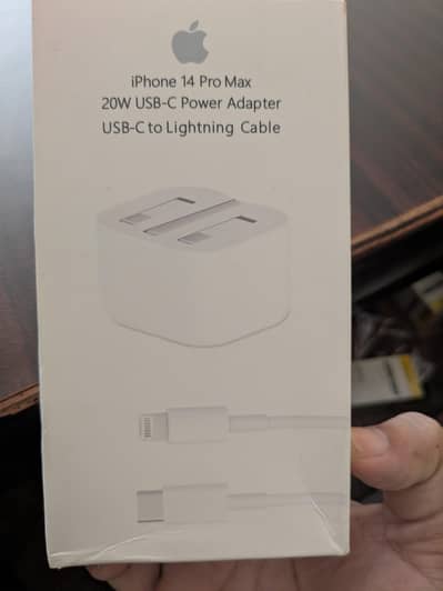 IPHONE 20W POWER ADAPTER