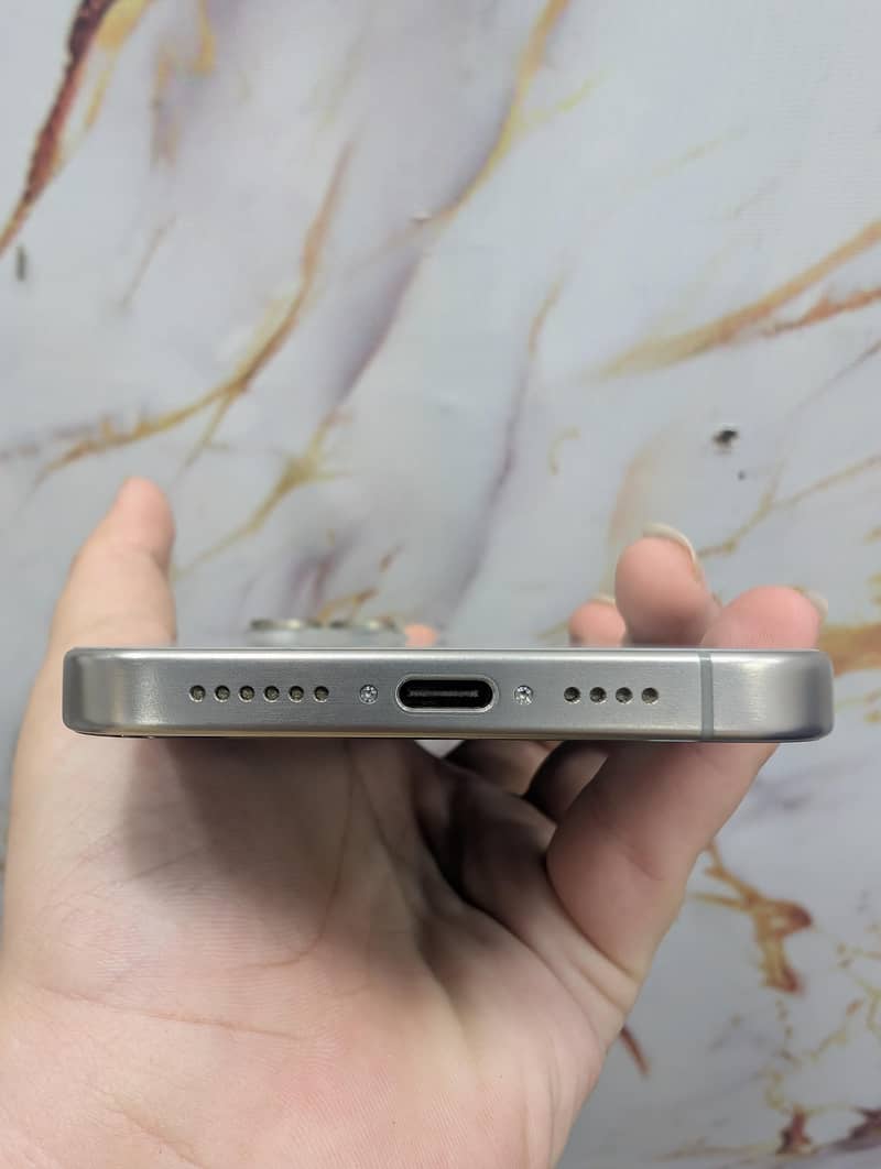 iphone 15 pro max 1