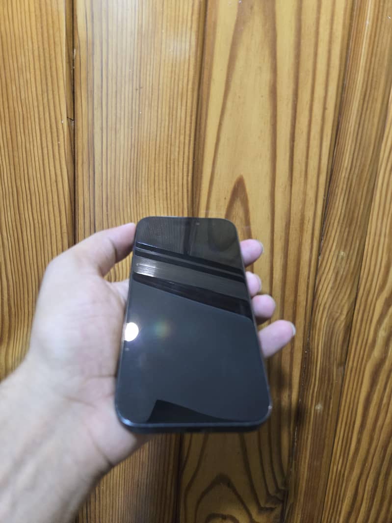 Apple iPhone 15 Pro 1