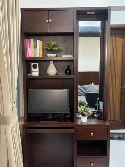 Dressing &computer tabel