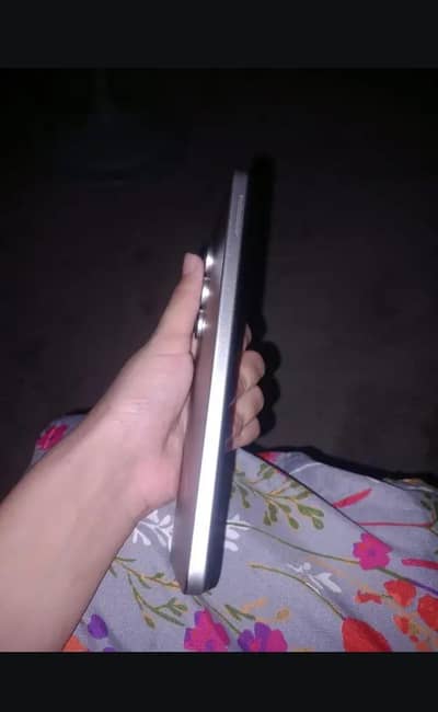 Itel A100 4+4 128